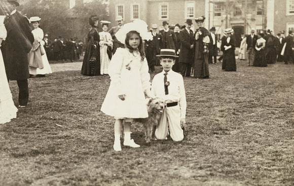Early photograph of Lady Jane Grey and Roger Lord Grey of Groby at a garden party 1906