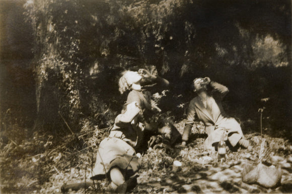 Archive photograph of three members of the Ferguson Gang enjoying a picnic in 1935
