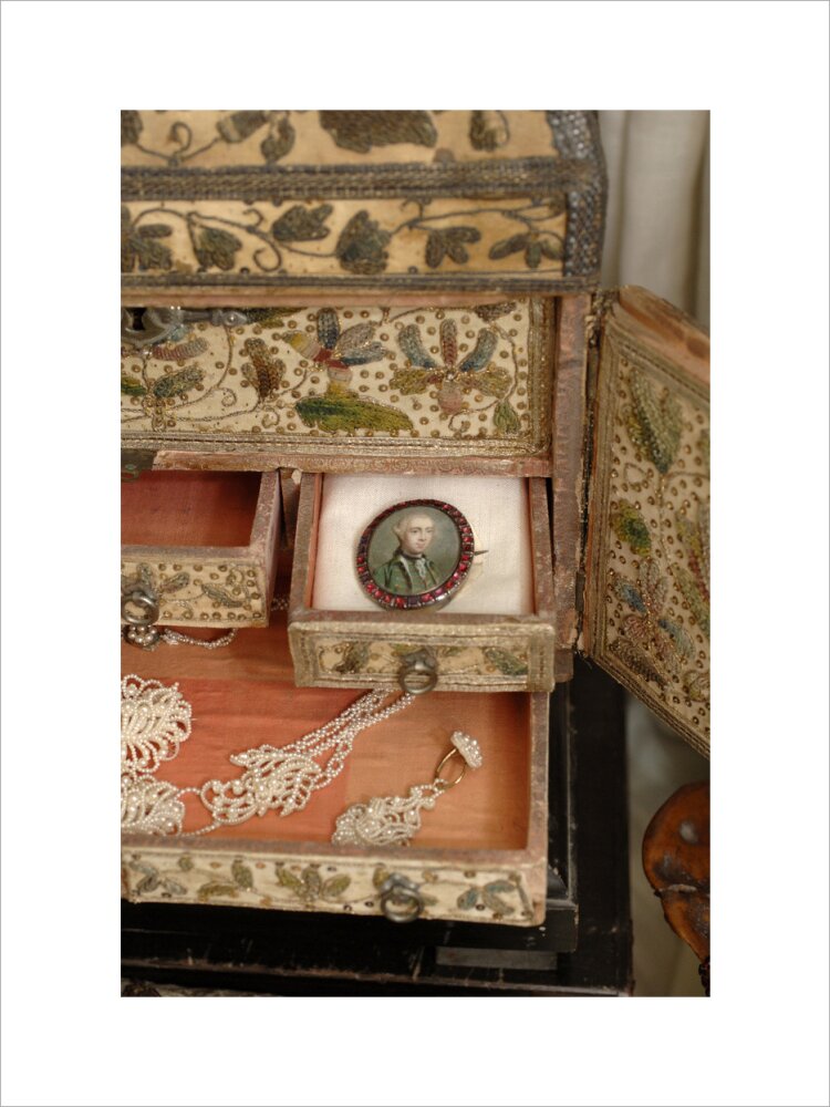 Close view of jewellery and the drawers of the C17th stumpwork box in ...