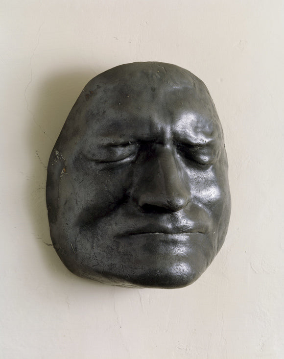 Pewter cast of Newton's death mask in the Study (above the fireplace) at Woolsthorpe Manor