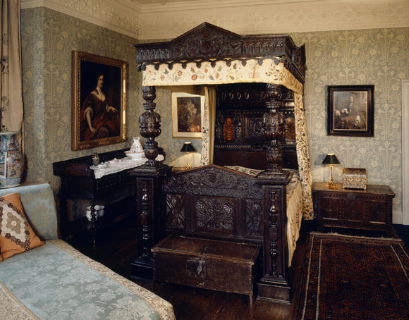 Gawthorpe Hall, view of the Huntroyde room showing the carved oak Tester bed C1650