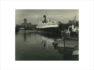 SS Hildebrand, Queen's Dock and Cathedral